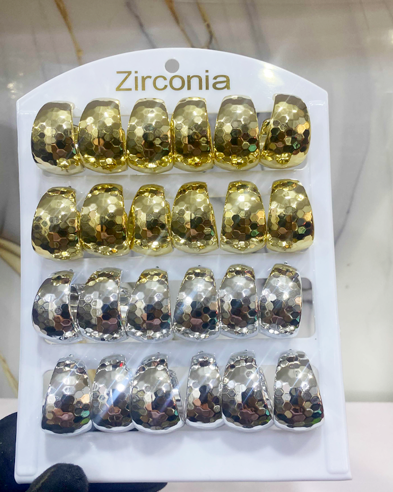 Zirconia earring