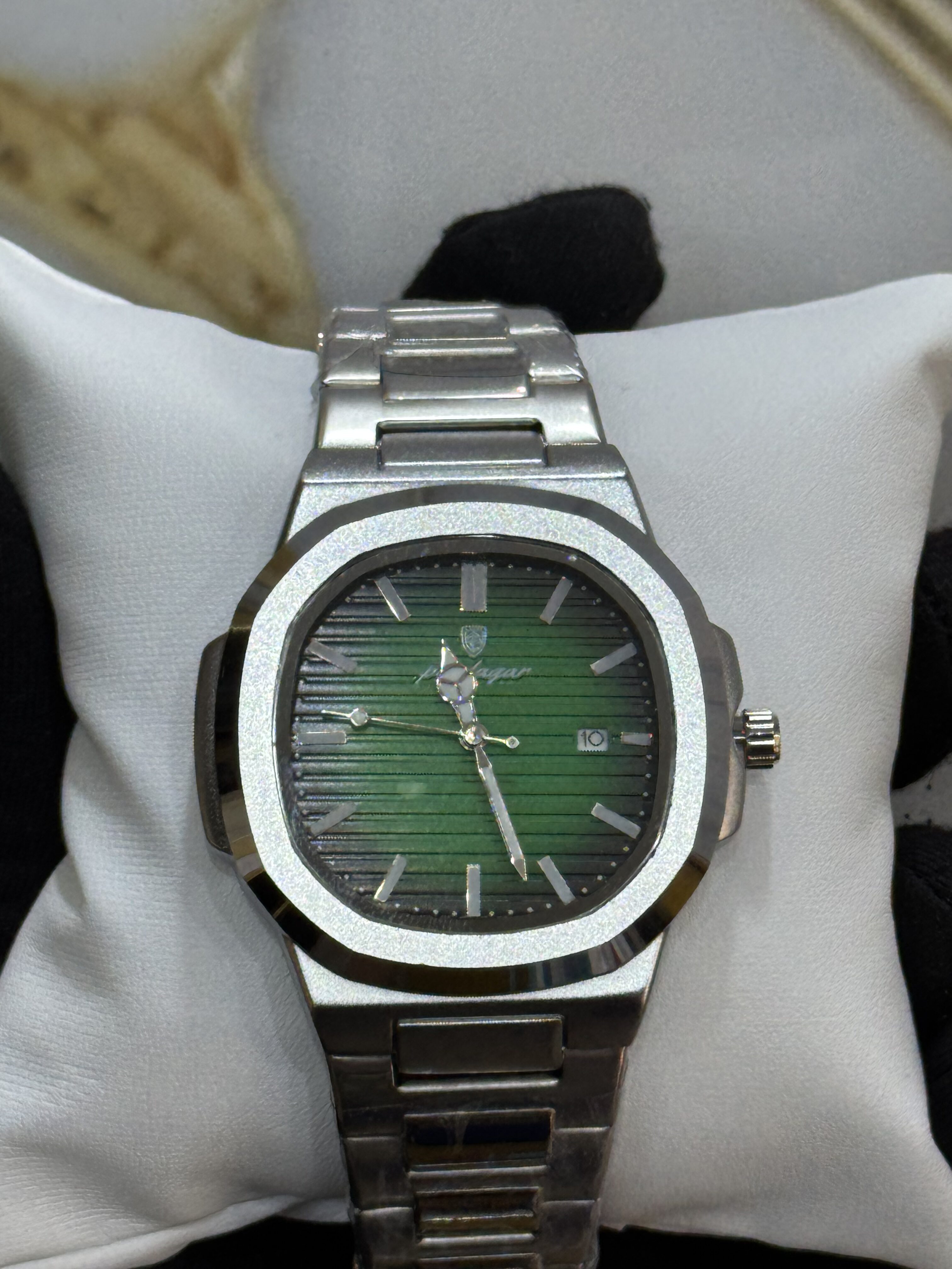 Silver_Poedagar_Squared_Face_Green - Image 4